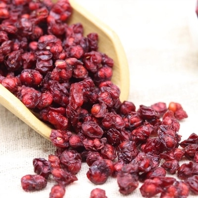 organic-wild-schisandra-berry-herbal-tea-2