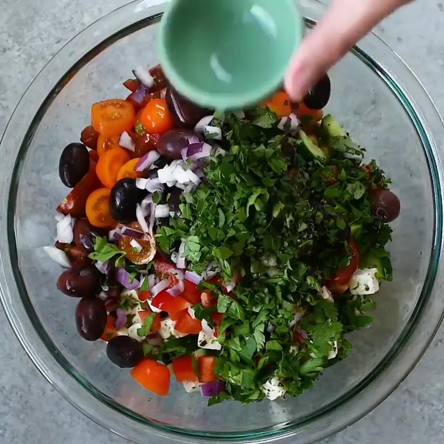 3 Healthy Colorful Salads To Lose Weight